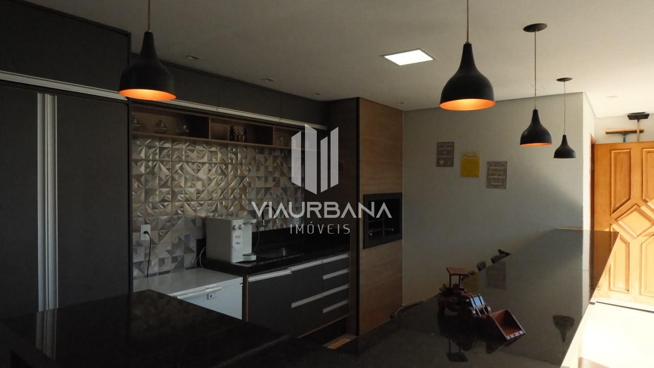 Casa, 4 quartos, 200 m² - Foto 1