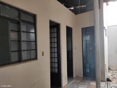 Casa para Venda, em Pederneiras, bairro Parque da Colina, 1 dormitório, 2 banheiros